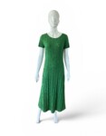 grünes Kleid an puppe
