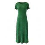 grünes Kleid o. Puppe